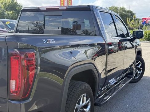 Used 2023 GMC Sierra 1500 SLT w/ SLT Premium Package image 4