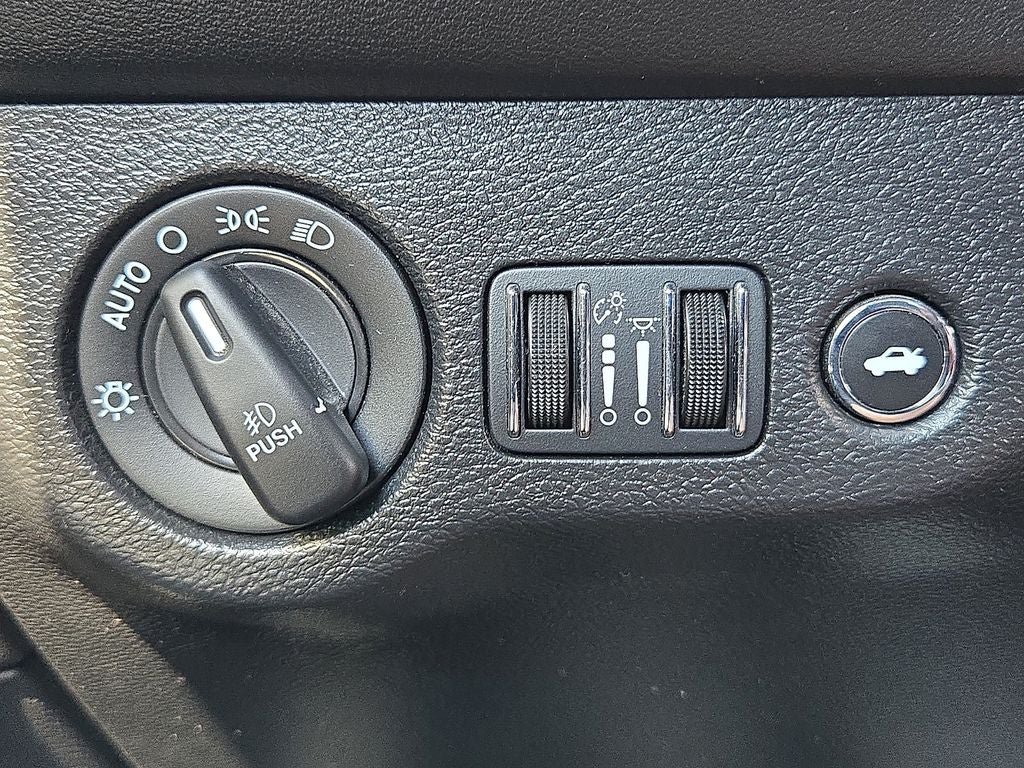 Used 2023 Dodge Challenger SXT w/ Plus Package RWD image 16