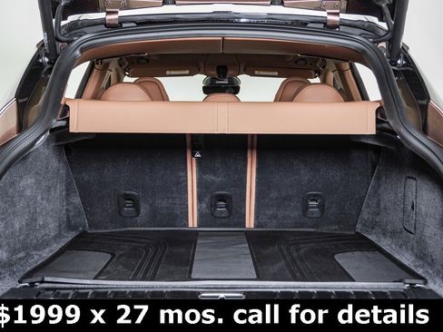 Used 2025 Aston Martin DBX 707 image 31