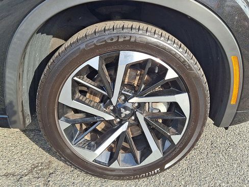 Used 2024 Mitsubishi Outlander SEL AWD/4WD image 33