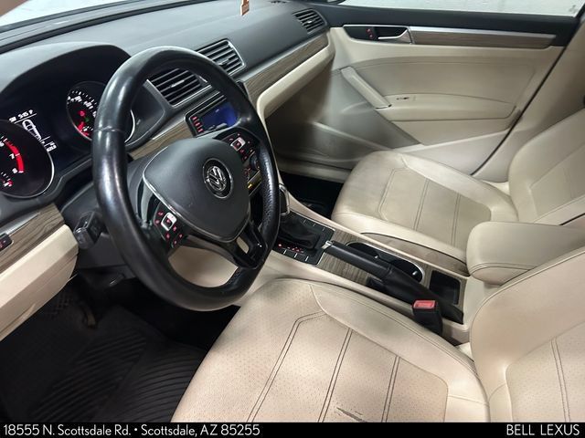 Used 2016 Volkswagen Passat 1.8T SE w/ Lighting Package (P06) FWD image 19