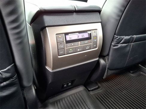 Used 2020 Lexus GX 460 Premium image 11