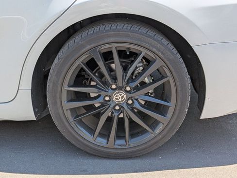 Used 2023 Toyota Camry XSE image 3