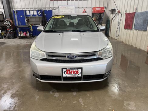 Used 2009 Ford Focus SES image 3