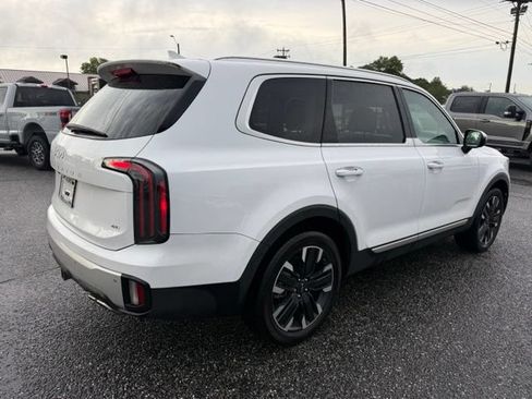 Used 2024 Kia Telluride SX w/ Towing Package AWD/4WD image 10