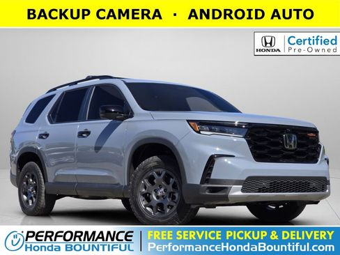 Certified 2024 Honda Pilot TrailSport image 1