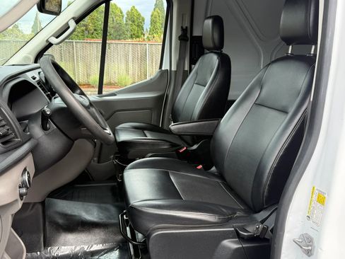 Used 2020 Ford Transit 250 Medium Roof image 14