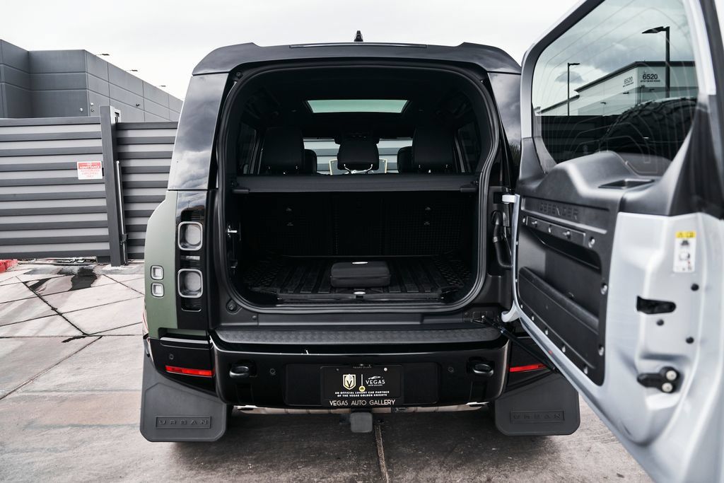 Used 2023 Land Rover Defender 110 X AWD/4WD image 22