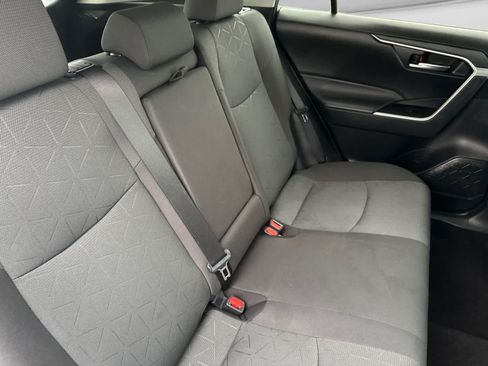 Used 2024 Toyota RAV4 XLE AWD/4WD image 18