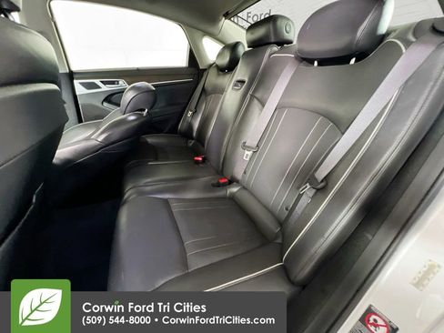 Used 2015 Hyundai Genesis 5.0 image 29