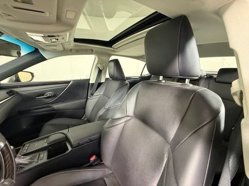 Used 2021 Lexus ES 350 w/ Premium Package FWD image 17