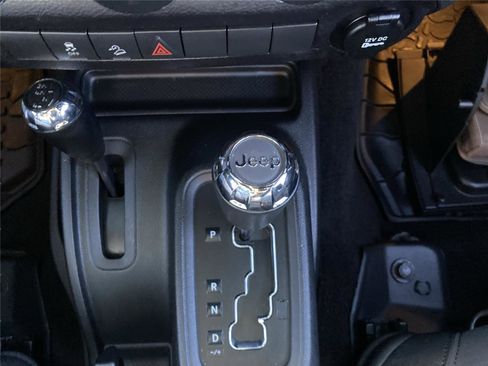 Used 2017 Jeep Wrangler Unlimited Sport w/ Quick Order Package 24S image 16