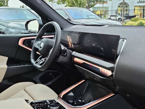 Used 2025 BMW X3 xDrive30i image 24