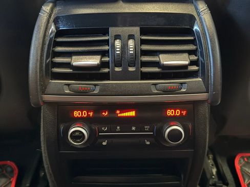Used 2015 BMW X6 M AWD/4WD image 32