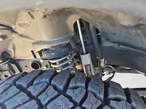 Used 2020 Jeep Wrangler Unlimited Sahara image 20