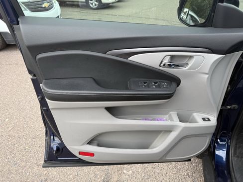 Used 2017 Honda Ridgeline RTL-T image 15