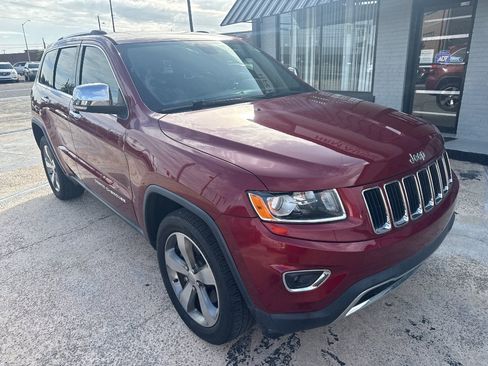 Used 2015 Jeep Grand Cherokee Limited w/ Trailer Tow Group IV AWD/4WD image 2