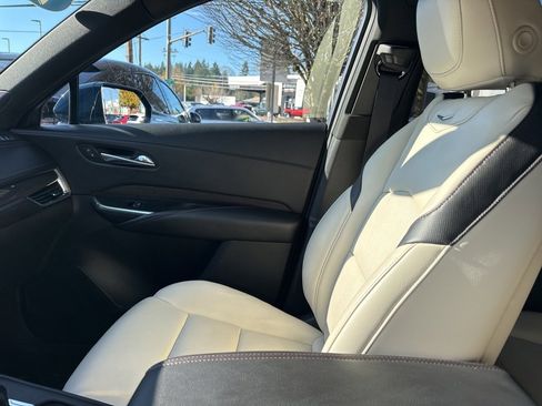 Used 2019 Cadillac XT4 Sport image 29