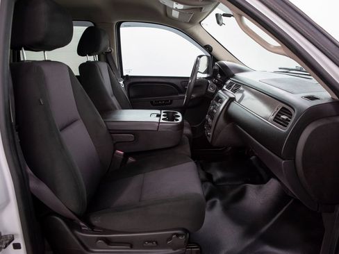 Used 2013 Chevrolet Tahoe 4WD image 15