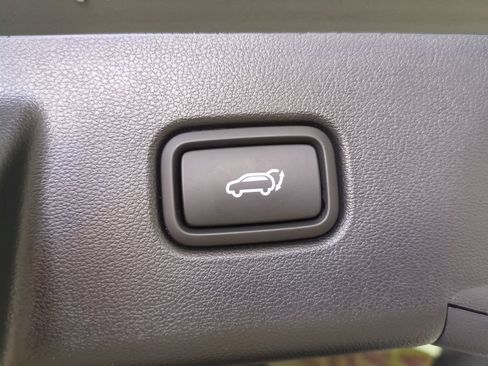 Used 2022 Hyundai Tucson Limited FWD image 15