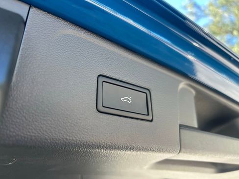 New 2026 Volkswagen Atlas SE image 43