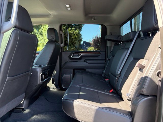 Used 2025 GMC Sierra 3500 Denali w/ Denali Reserve Package AWD/4WD image 12