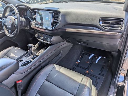 Used 2025 Dodge Durango GT AWD/4WD image 32