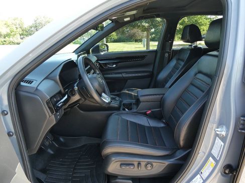 Used 2023 Honda CR-V Sport Touring image 9