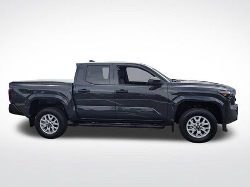 Used 2024 Toyota Tacoma SR RWD image 10