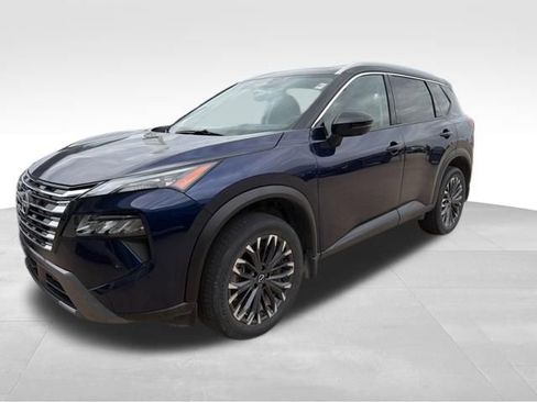 Used 2025 Nissan Rogue SL w/ Tech Package image 1