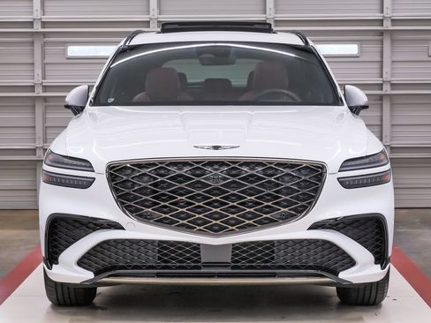 Certified 2026 Genesis GV70 3.5T Sport Advanced AWD/4WD image 4