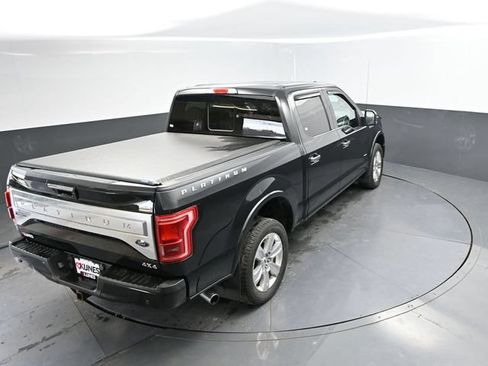 Used 2015 Ford F150 Platinum w/ Equipment Group 701A Luxury AWD/4WD image 36