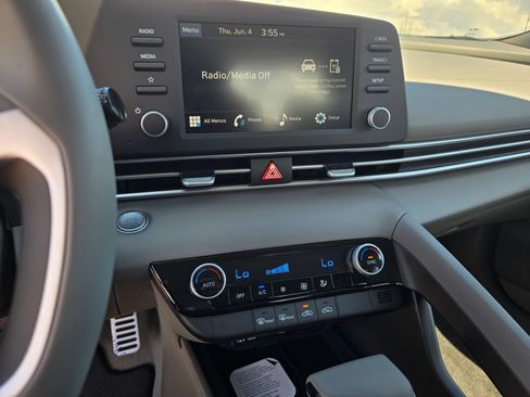 New 2026 Hyundai Elantra Sport FWD image 11