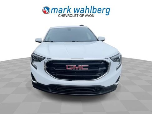 Used 2018 GMC Terrain SLE w/ Driver Convenience Package image 4