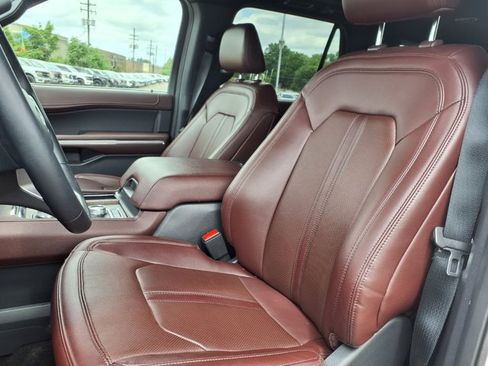 Certified 2024 Ford Expedition Max Limited AWD/4WD image 4