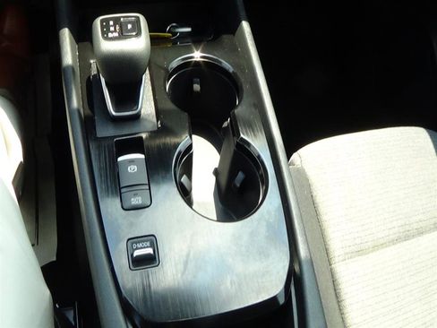 Used 2023 Nissan Rogue SV image 26