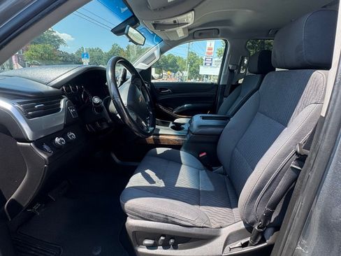 Used 2019 Chevrolet Tahoe LS AWD/4WD image 10