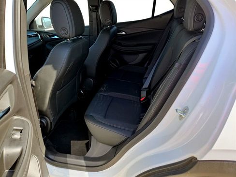 Used 2025 Buick Encore GX Preferred image 30