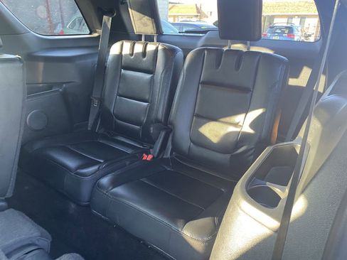 Used 2016 Ford Explorer XLT w/ Equipment Group 202A image 16