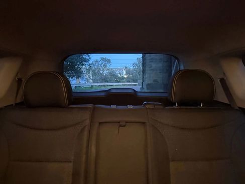 Used 2015 Kia Soul + image 18