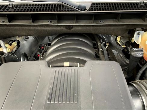 Used 2022 GMC Yukon SLT w/ SLT Luxury Package image 30