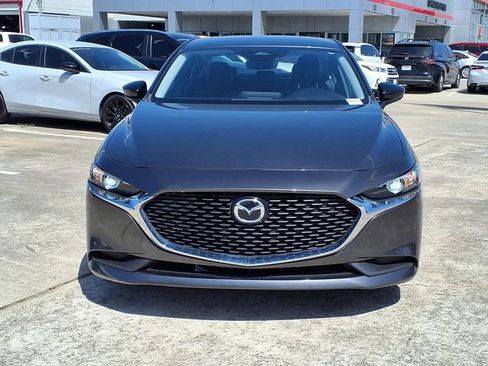 Used 2025 MAZDA MAZDA3 s FWD image 3
