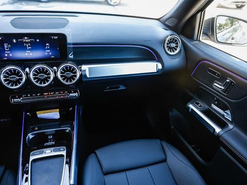New 2026 Mercedes-Benz GLB 250 4MATIC image 15