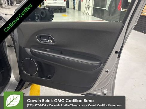 Used 2022 Honda HR-V EX image 35