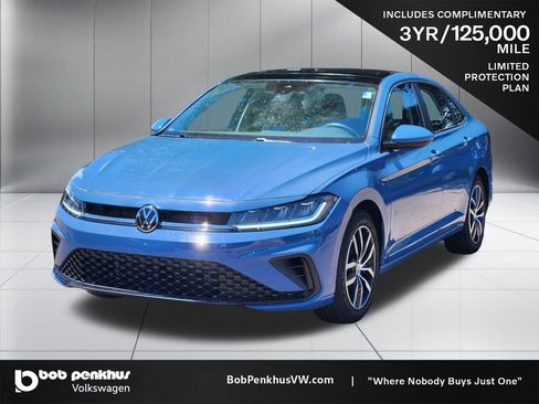 Used 2026 Volkswagen Jetta SE FWD image 23