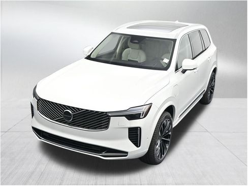 New 2026 Volvo XC90 T8 Ultra w/ Protection Package Premier AWD/4WD image 20