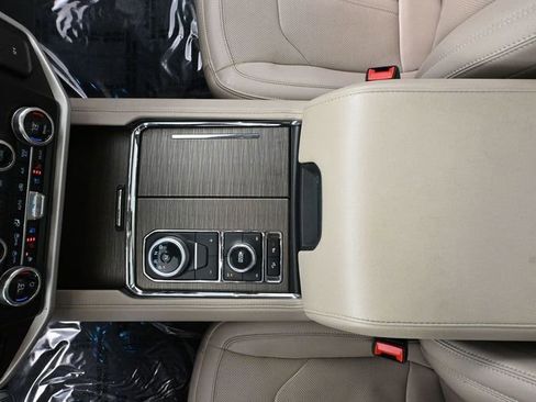 Used 2024 Ford Expedition Max Limited image 36