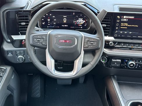 New 2026 GMC Sierra 2500 SLT w/ SLT Convenience Package AWD/4WD image 14