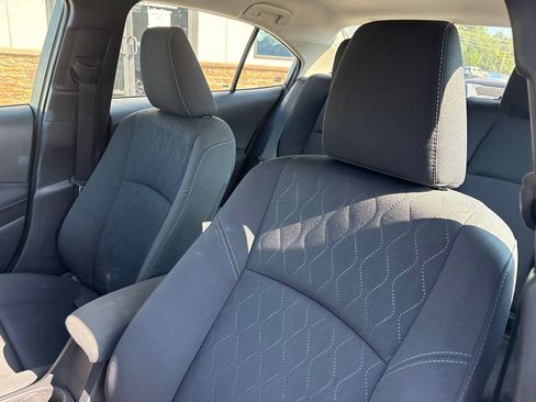 Used 2025 Toyota Corolla LE FWD image 3