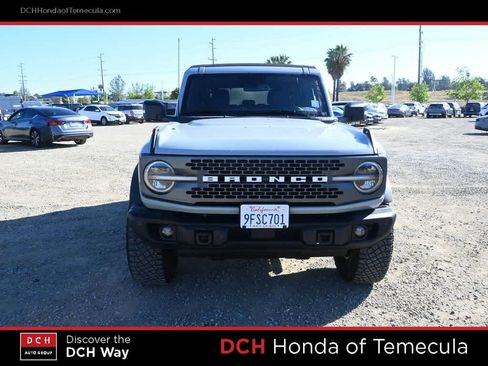 Used 2023 Ford Bronco Badlands image 2